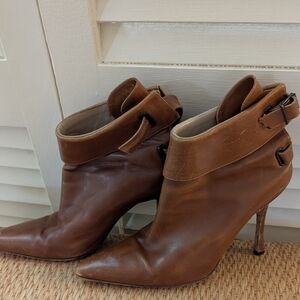 Brown Leather Vintage Manolo Blahnik Ankle Boots